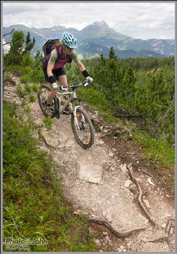 Jenni_LMT mountain bike photo by Photo_John